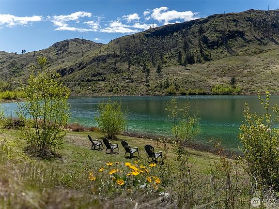 2nd image of 26 Alkali Lake Road