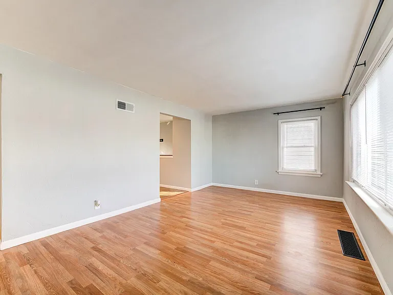 9708 Margo Ann Ln — Photo 5