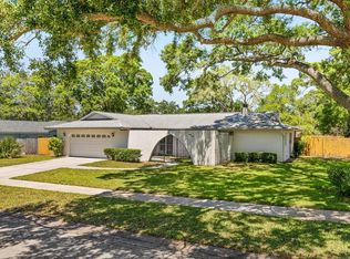 1220 16th Ct SW, Largo, FL 33770