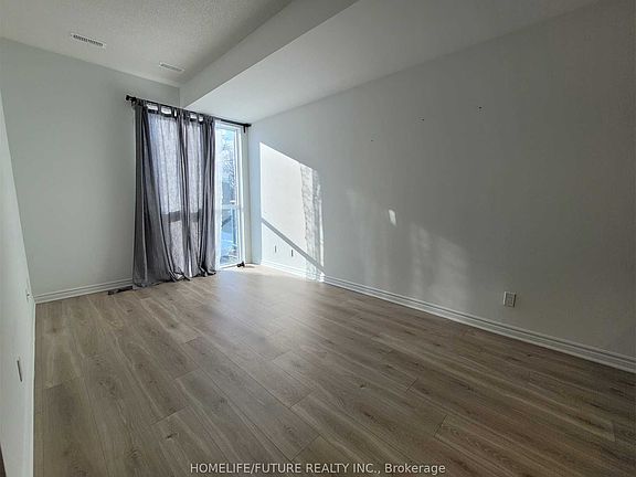 4th image of 11 Falaise Rd #B