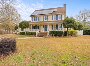 102 Huntington Ct, Easley, SC 29642