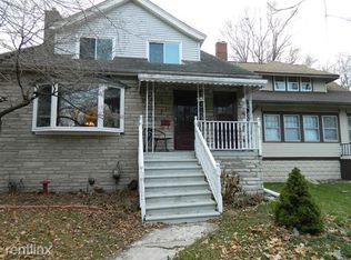 81 North Dr, Wyandotte, MI 48192