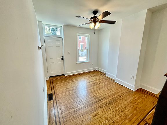 3rd image of 2562 Collins St