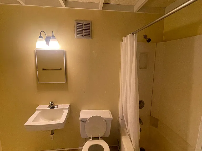 809 N Bloodworth St #3 — Photo 9
