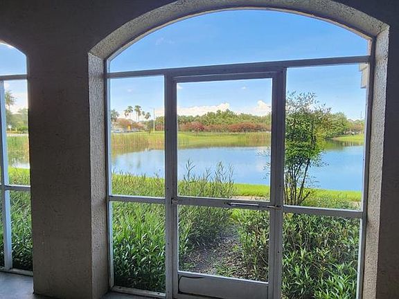 5th image of 2015 Reston Rd APT 2211