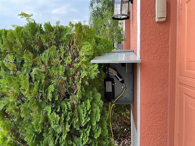 3816 Blue Dasher City In The Est #OF — Photo 50