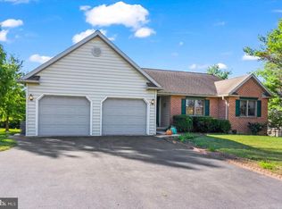 343 W Sun Hill Rd, Manheim, PA 17545