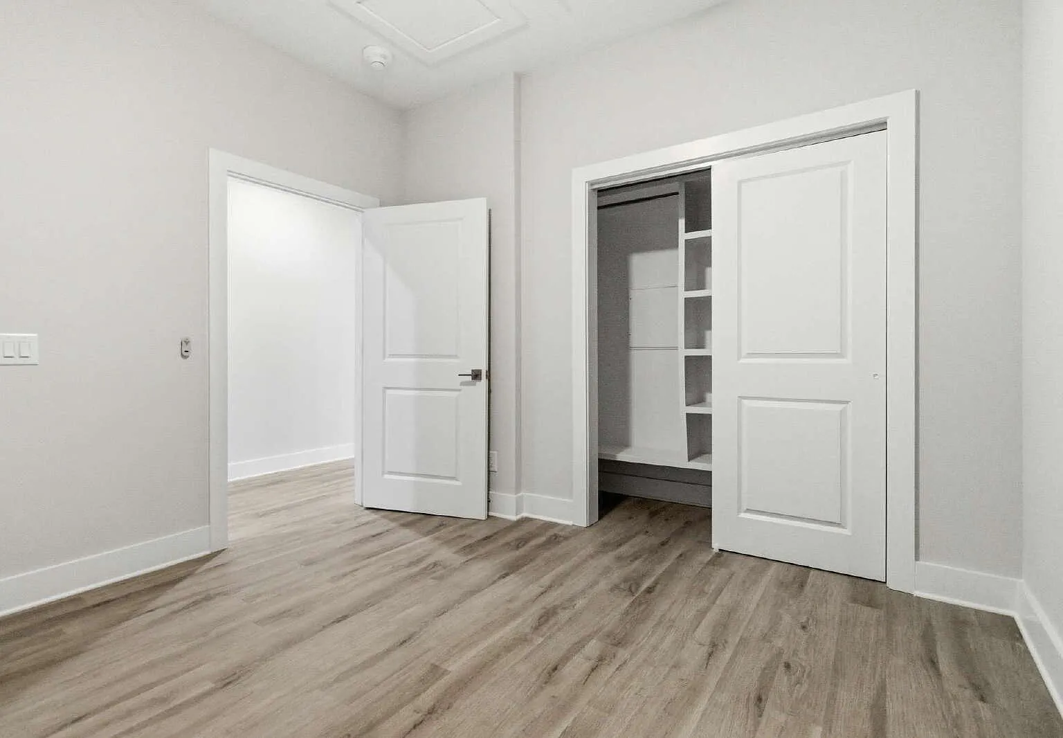 1 bed, 1.0 bath, 543 sqft, $1,350 — Photo 3