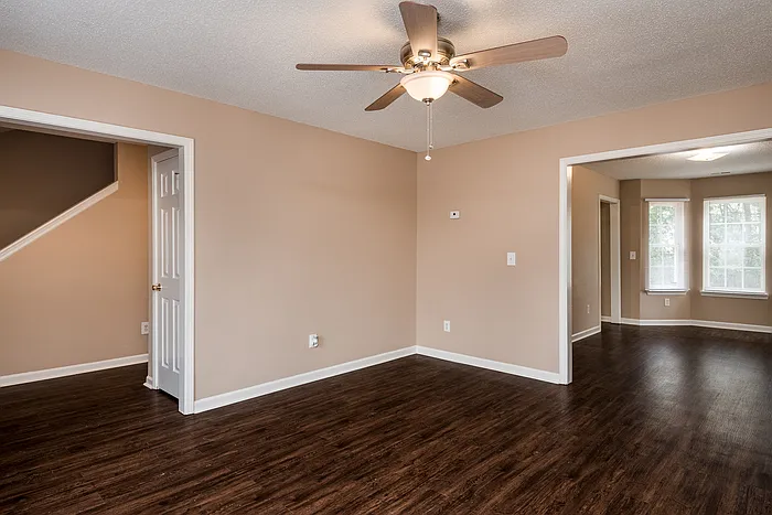 951 Grass Hollow Ct — Photo 30