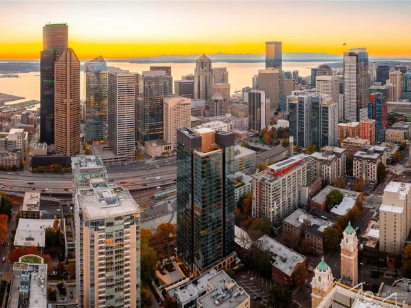 800 Columbia St 1802, Seattle, WA 98104