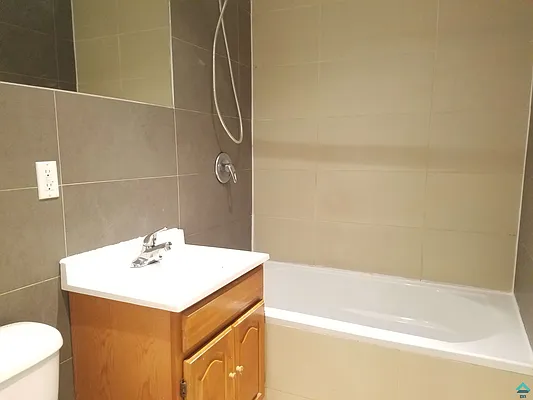 Rented by EXR | media 13