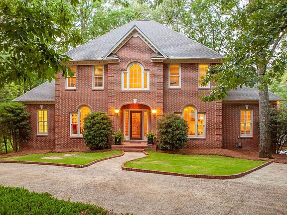 2nd image of 2348 Countryridge Dr