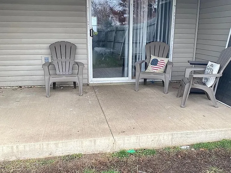 2026 Bridgewater Cir — Photo 13
