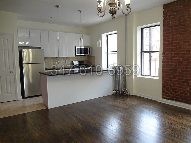 1st image of 262 Quincy St APT 3L
