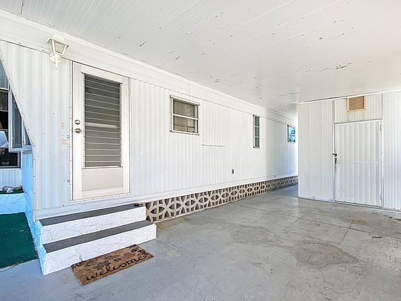 3rd image of 30 Aztec Cir