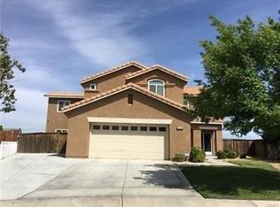 12239 Halfmoon Cir, Victorville, CA 92392