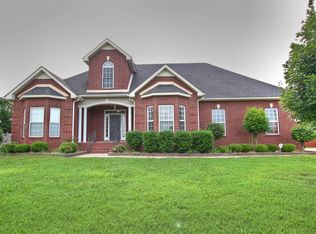 225 Conquest Rd, Murfreesboro, TN 37128