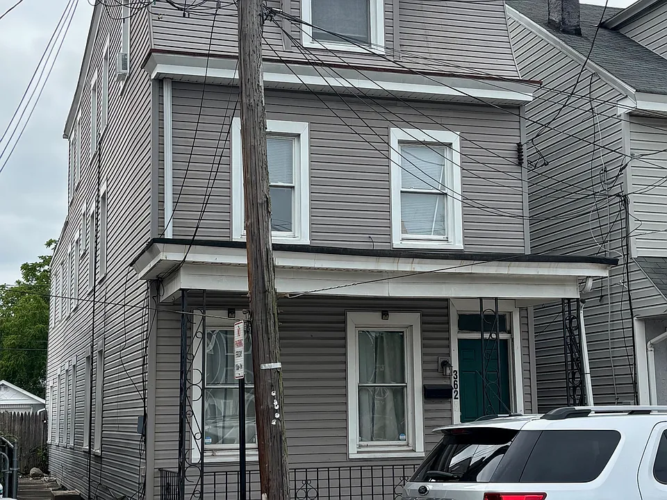 362 Lafayette St