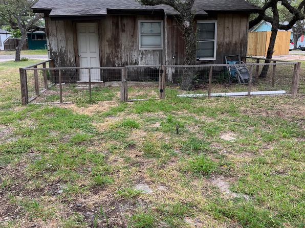 105 S 5th St