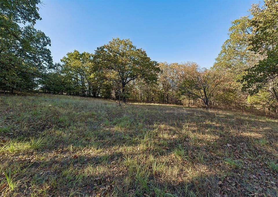34th image of 19001 Rolling Oak Rd
