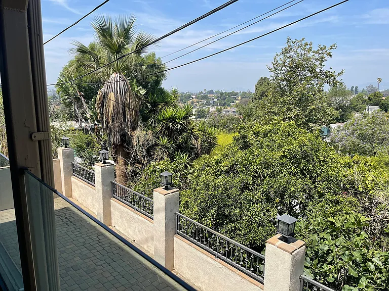 1825 Park Dr #C — Photo 16