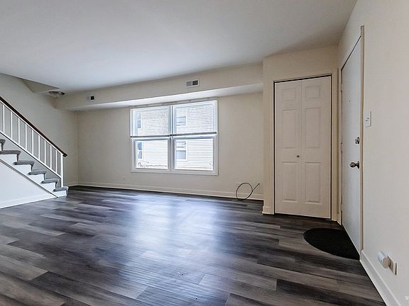 3rd image of 1387 S Glen Cir APT D