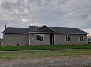 485 5th St, Gervais, OR