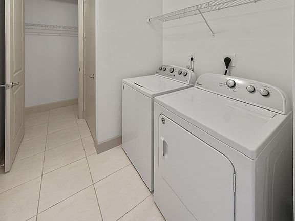 4th image of 3535 NW 83rd Ave Suite 125