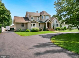 273 S Brewster Rd, Vineland, NJ 08361