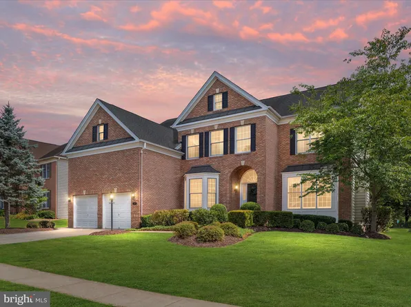 15095 Valhalla Ct, Haymarket, VA 20169