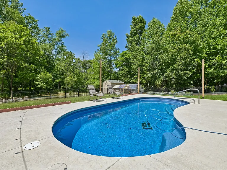 3924 Fox Grove Trl — Photo 59