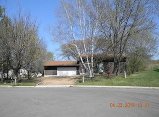 118 Trilane Dr, Nya, MN 55397