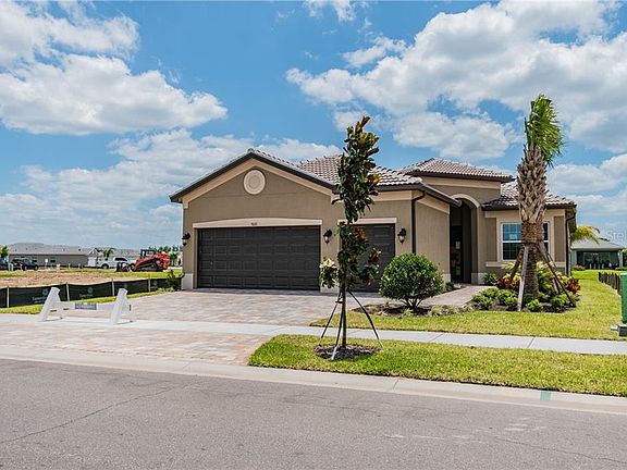 2nd image of 5021 Sevilla Shores Dr