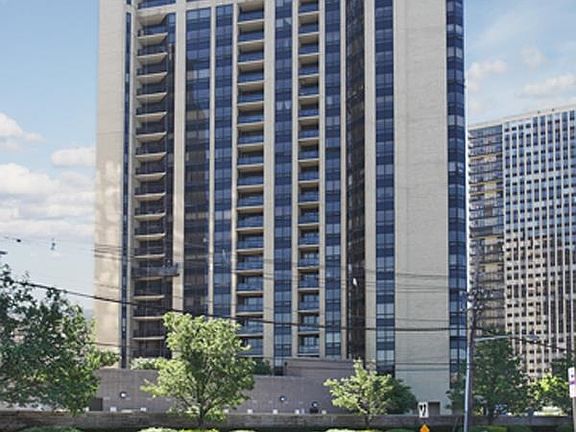 2nd image of 800 Palisade Ave APT 1701