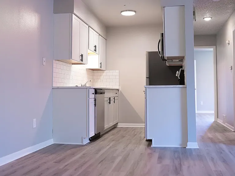 63 S 22nd Ave #B-5 — Photo 2