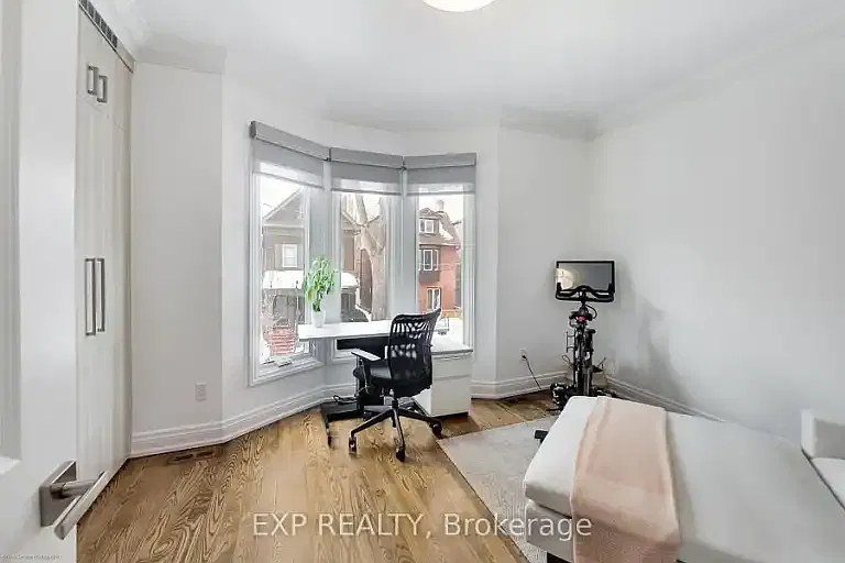 4 bed, 4.0 bath, 1700 sqft, $6,990 — Photo 4