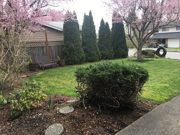 5th image of 1204 103rd Dr SE