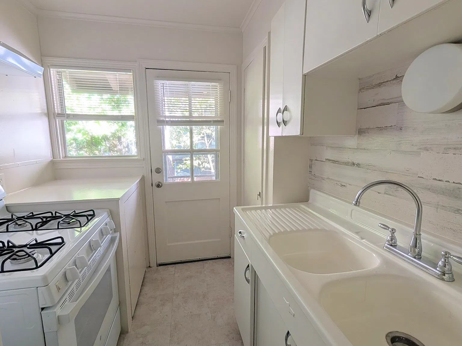 1 bed, 675 sqft, $1,325 — Photo 3