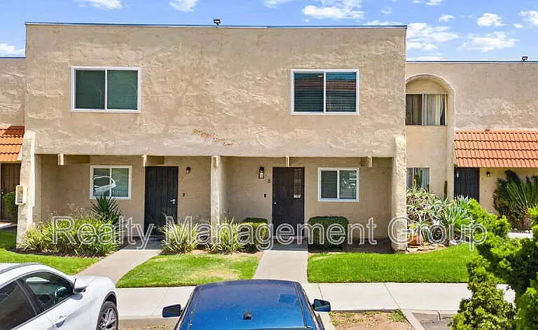 6821 Alvarado Rd #8 — Photo 2