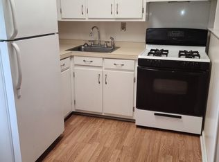 1105 Redden Ln APT 2, Burns, TN 37029