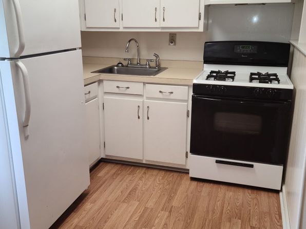 1105 Redden Ln APT 2