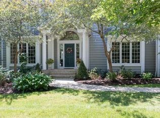 17571 Lakesedge Trl, Chagrin Falls, OH 44023
