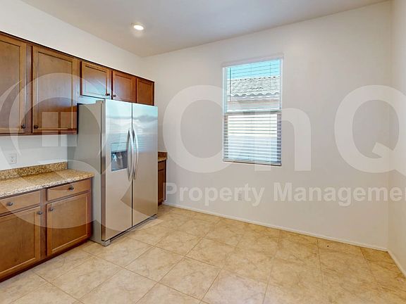 3rd image of 6301 S Crescent Peak Dr