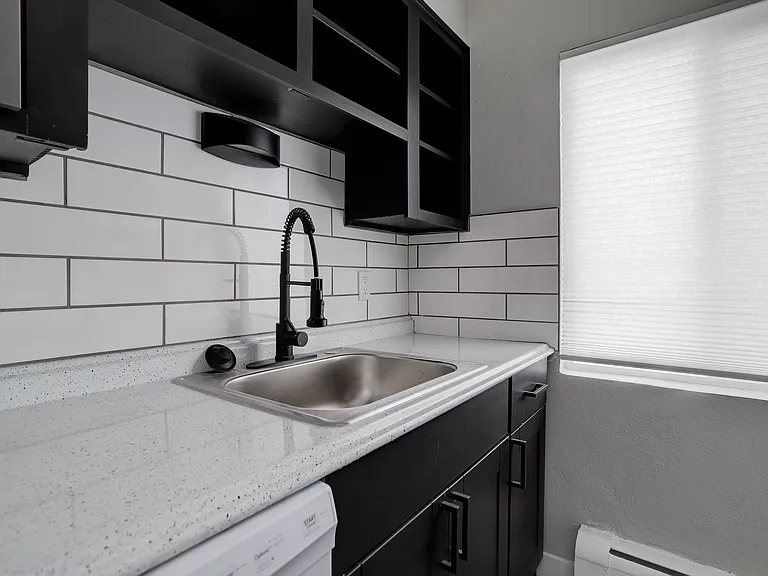 1 and 2 Bedroom Modern Renovated Living with a Community Courtyard & Dog Park in North Denver — Photo 27