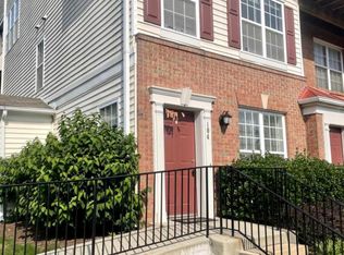 2495 Angeline Dr, Herndon, VA 20171