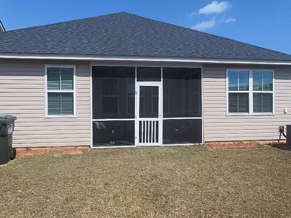 3rd image of 135 Long Trail Way