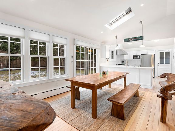 5th image of 30 Sagg Rd