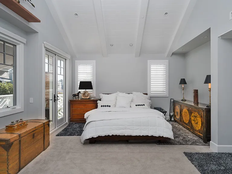 217 Coral Ave — Photo 24