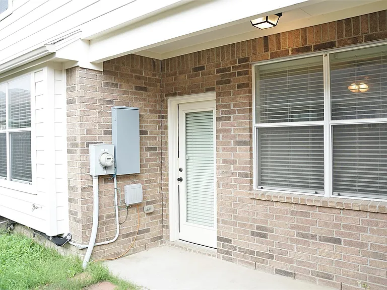 10507 Willow Park Grn — Photo 21