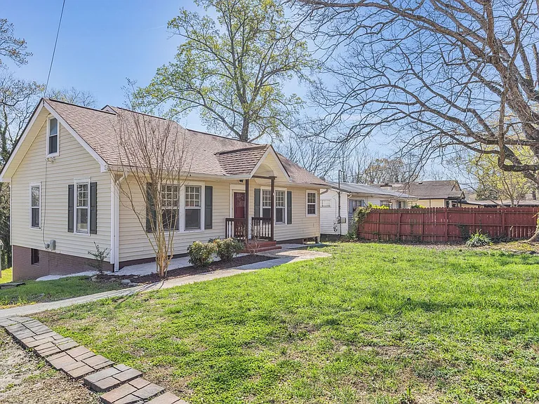 156 Greens Lake Rd — Photo 3